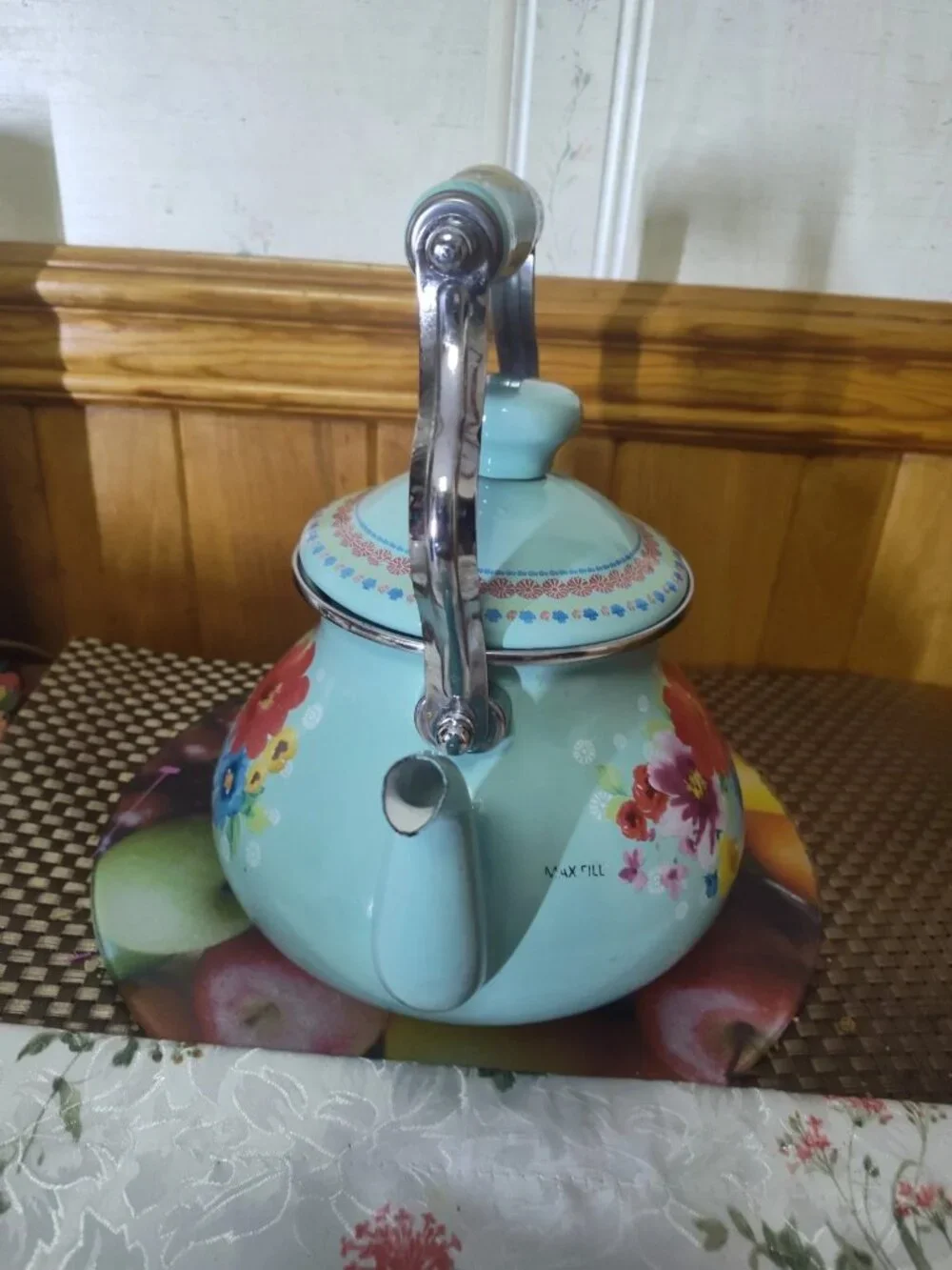 The Pioneer Woman Breezy Blossom Stove Top Kettle Enamel Steel 1.9 Qt Lid